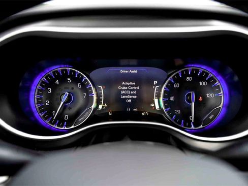 New 2026 Chrysler Voyager LX image 13