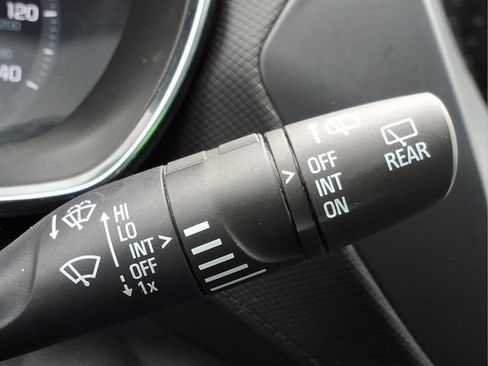 Used 2023 Chevrolet TrailBlazer LT image 28