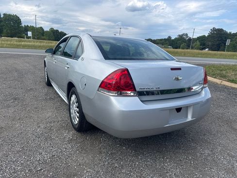Used 2009 Chevrolet Impala LS FWD image 7