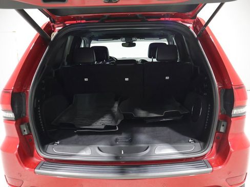 Used 2021 Jeep Grand Cherokee Trailhawk w/ Premium Lighting Group AWD/4WD image 4