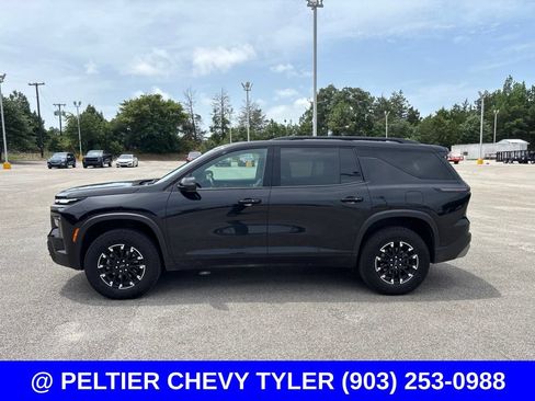 Used 2024 Chevrolet Traverse Z71 w/ Enhanced Driving Package AWD/4WD image 4