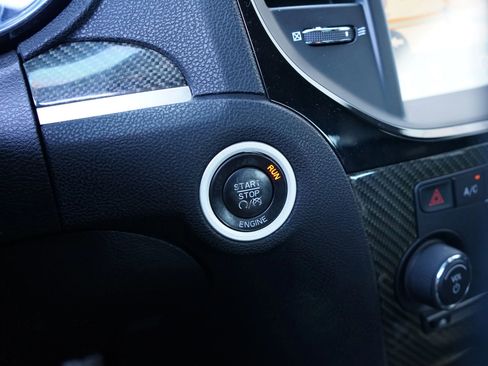 Used 2012 Chrysler 300 SRT8 image 32