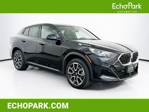 Used 2025 BMW X2 xDrive28i AWD/4WD image 1