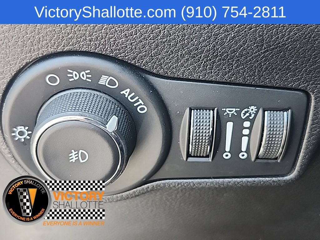 Certified 2024 Jeep Compass Limited AWD/4WD image 15