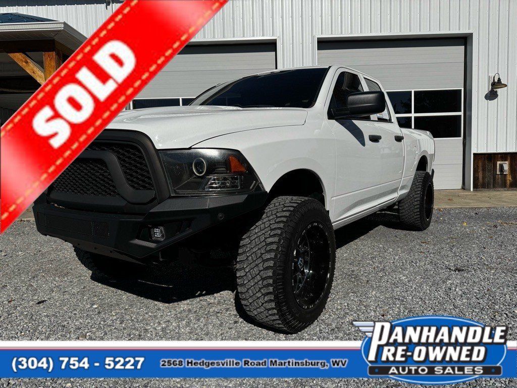 Used 2017 RAM 1500 Express w/ Express Value Package AWD/4WD image 1
