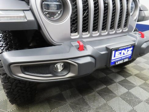 Used 2020 Jeep Gladiator Rubicon w/ Uconnect 4C Nav & Sound Group image 47
