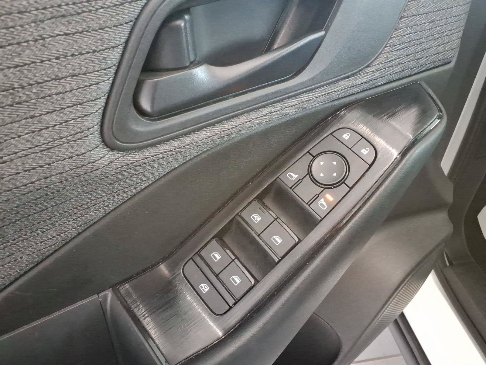 Used 2023 Nissan Rogue S AWD/4WD image 20