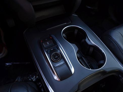 Used 2018 Acura MDX SH-AWD image 23