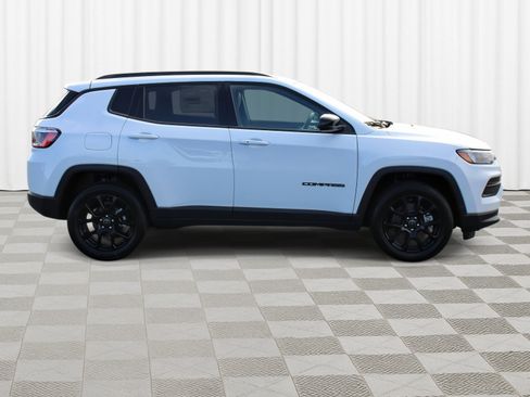 New 2026 Jeep Compass Latitude w/ Quick Order Package 29K image 31