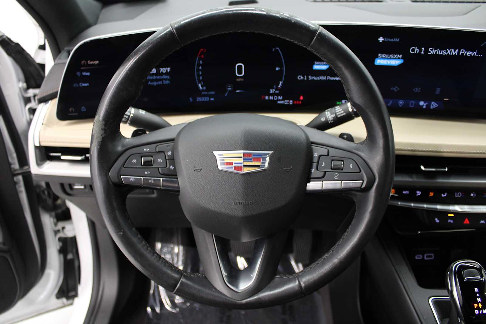 Used 2024 Cadillac XT4 Premium Luxury w/ Cold Weather Package AWD/4WD image 20