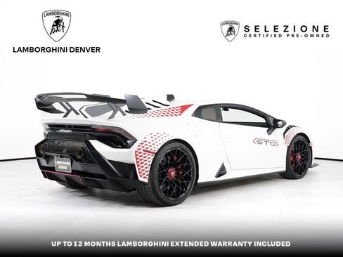 Used 2022 Lamborghini Huracan STO RWD image 8