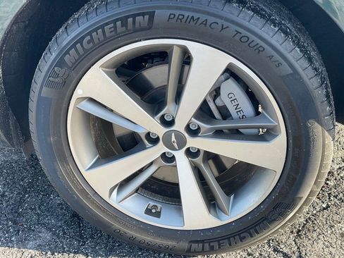 Used 2023 Genesis GV80 2.5T w/ Advanced Package image 32