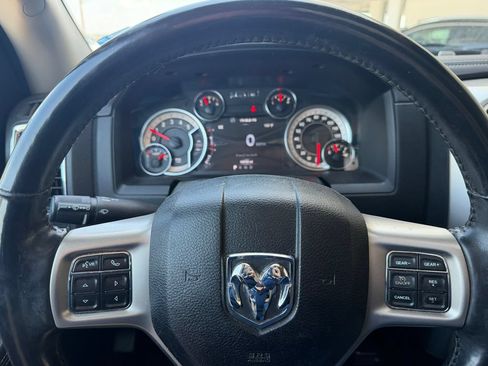 Used 2017 RAM 1500 Laramie w/ Convenience Group AWD/4WD image 11