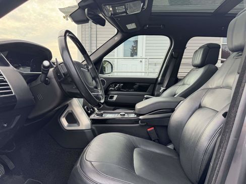 Used 2019 Land Rover Range Rover Supercharged AWD/4WD image 13