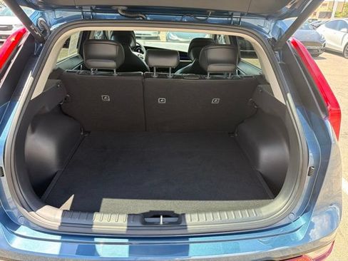 Used 2023 Kia Niro Wave FWD image 10