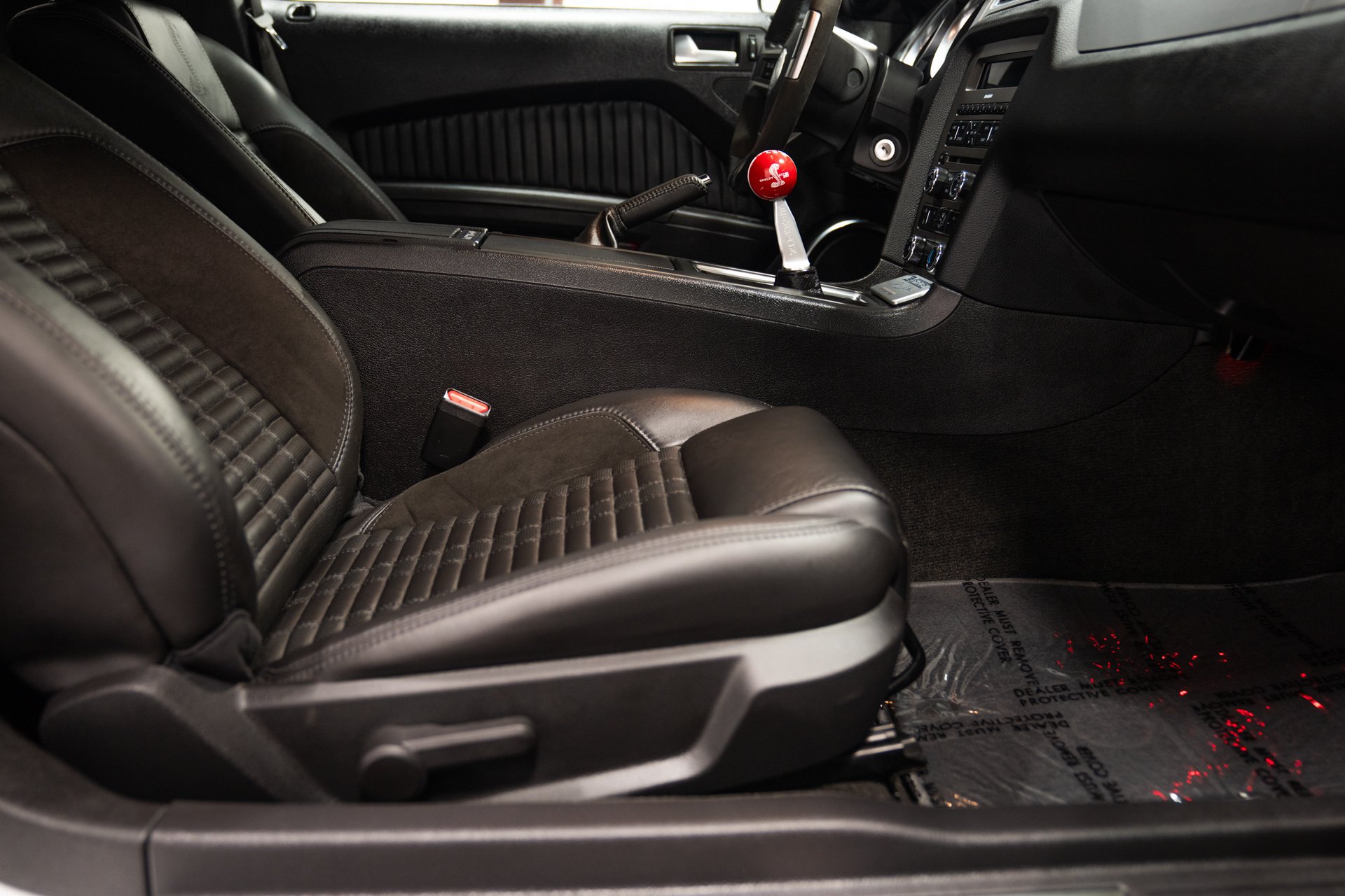 Used 2013 Ford Mustang Shelby GT500 RWD image 24