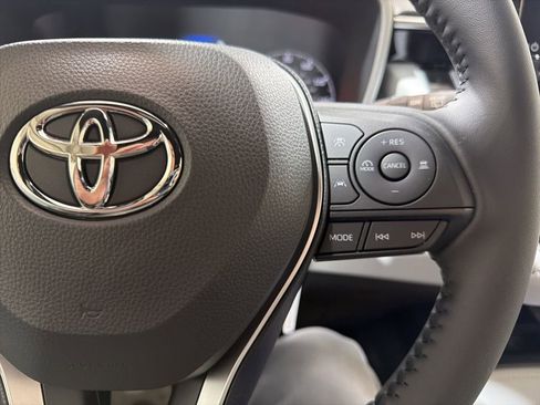Used 2026 Toyota Corolla SE image 27