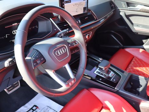 Used 2024 Audi SQ5 Premium Plus w/ S Sport Package AWD/4WD image 13