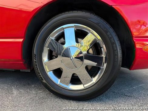 Used 2002 Ford Thunderbird Deluxe image 17