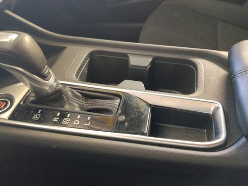 Used 2025 Nissan Sentra SV w/ All-Weather Package FWD image 26