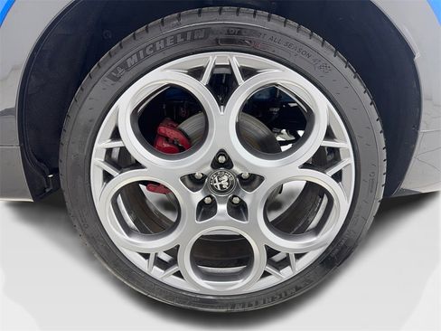 Used 2024 Alfa Romeo Tonale Veloce image 53