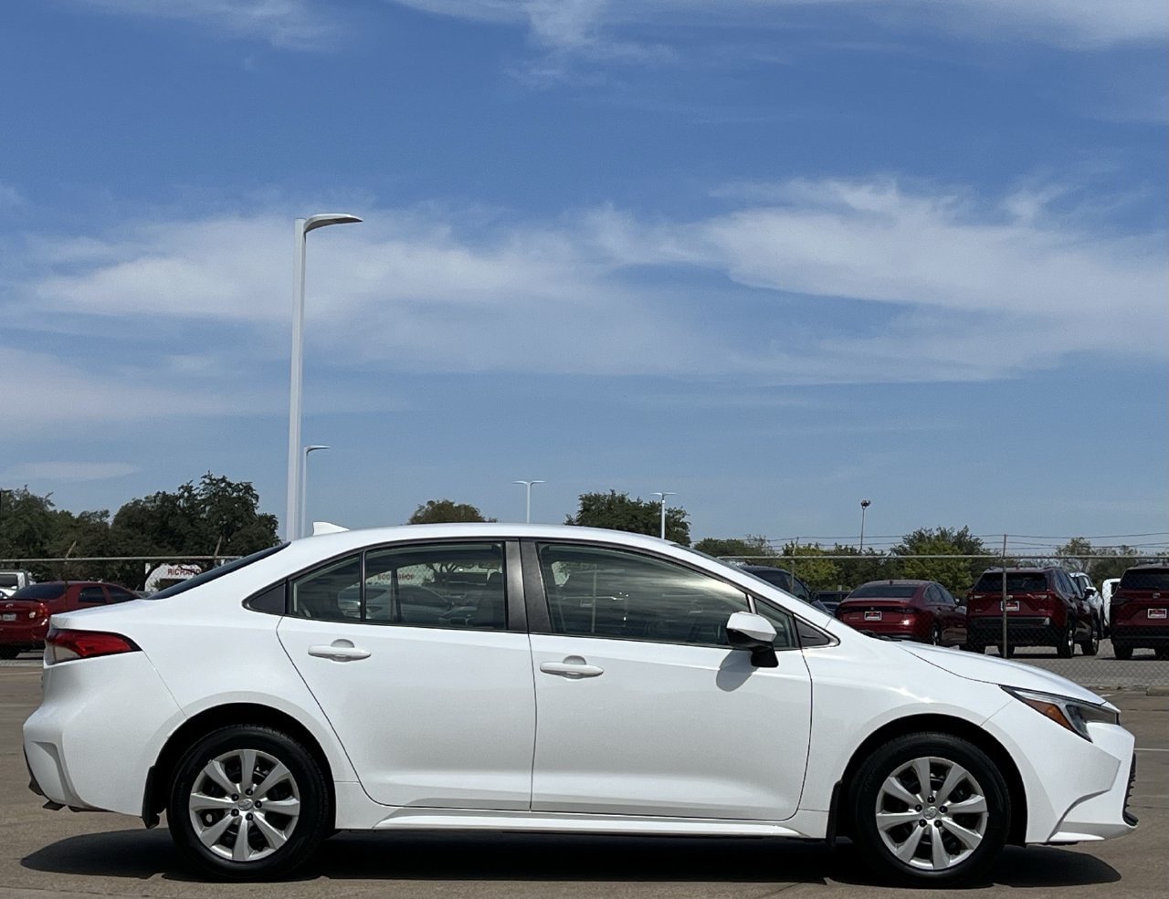 Used 2025 Toyota Corolla LE FWD image 3