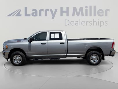 Used 2024 RAM 2500 Tradesman w/ Chrome Appearance Group