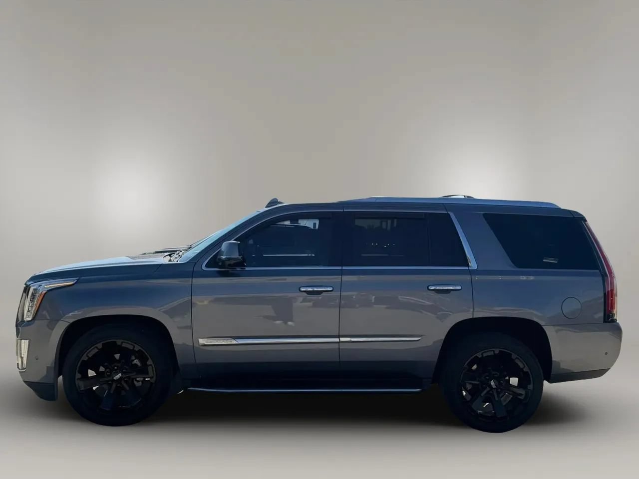 Used 2019 Cadillac Escalade Luxury AWD/4WD image 4