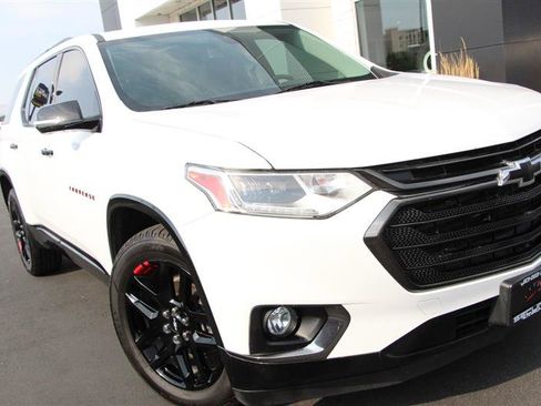 Used 2019 Chevrolet Traverse Premier w/ Redline Edition AWD/4WD image 53