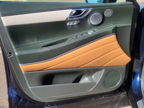 Used 2025 Genesis GV80 2.5T Advanced image 23