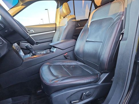 Used 2017 Ford Explorer Sport w/ Equipment Group 401A image 17