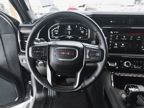 Used 2024 GMC Sierra 1500 AT4 w/ Technology Package AWD/4WD image 21