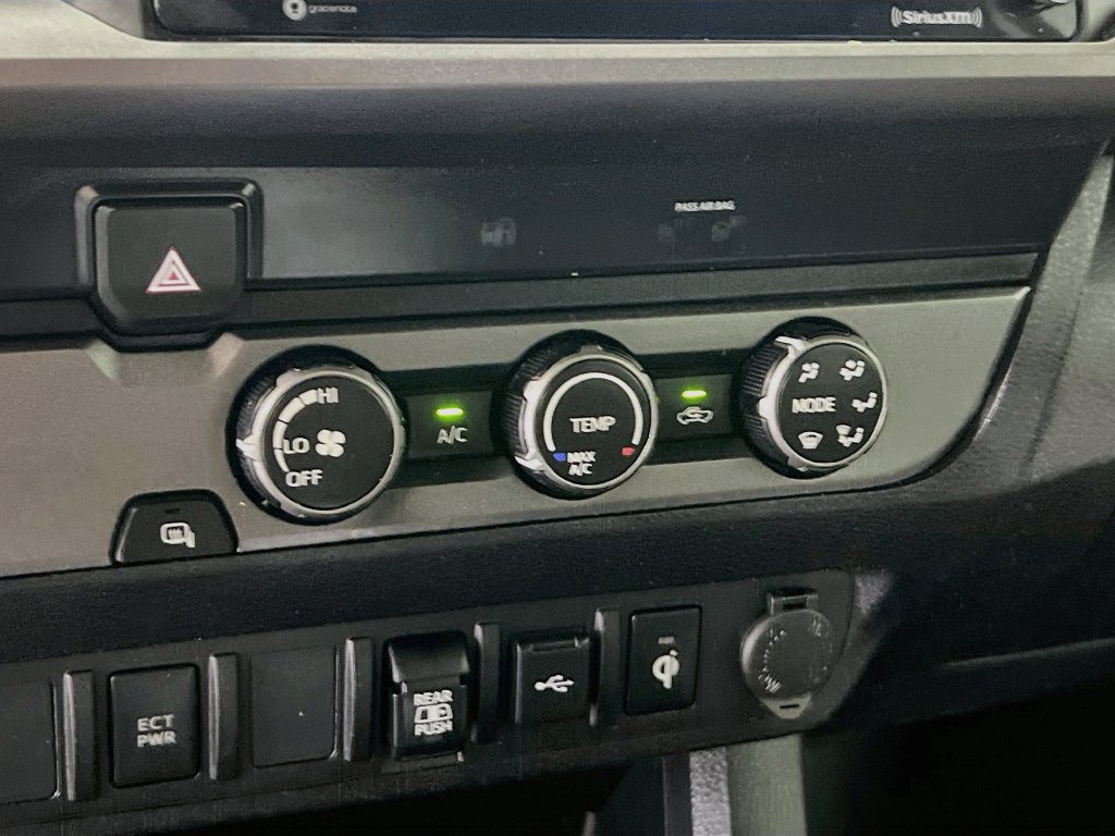 Used 2020 Toyota Tacoma TRD Sport RWD image 24