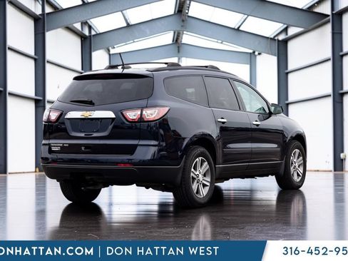 Used 2017 Chevrolet Traverse LS AWD/4WD image 24