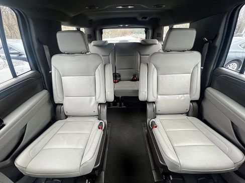 Used 2021 GMC Yukon XL SLT w/ Rear Media and Nav Package image 26