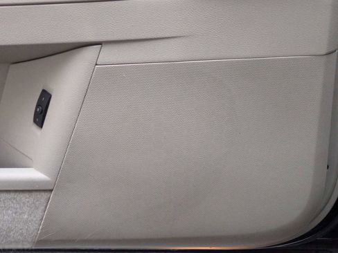 Used 2006 Chrysler 300 SRT8 w/ SRT Option Group I image 30