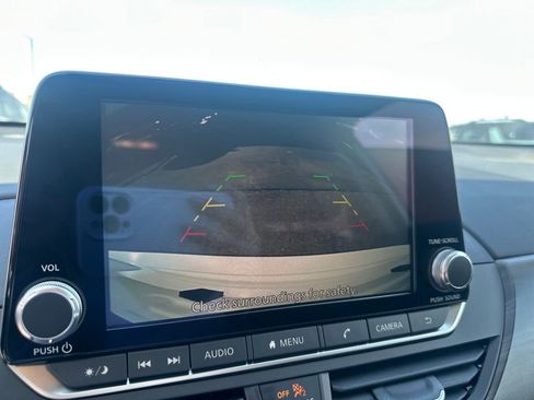 New 2026 Nissan Altima 2.5 SV image 21