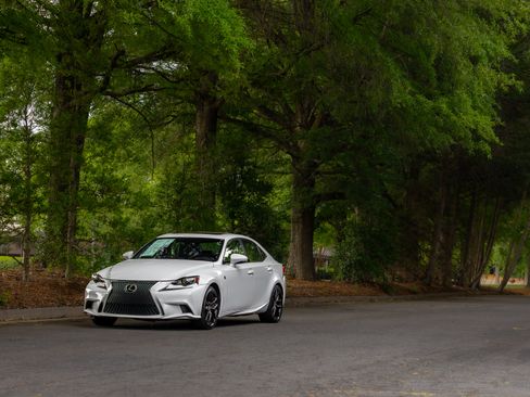 Used 2016 Lexus IS 350 w/ F Sport Package RWD image 35