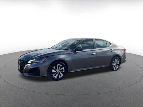 Used 2023 Nissan Altima 2.5 S image 8