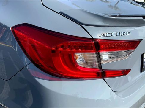 Used 2021 Honda Accord Touring image 28