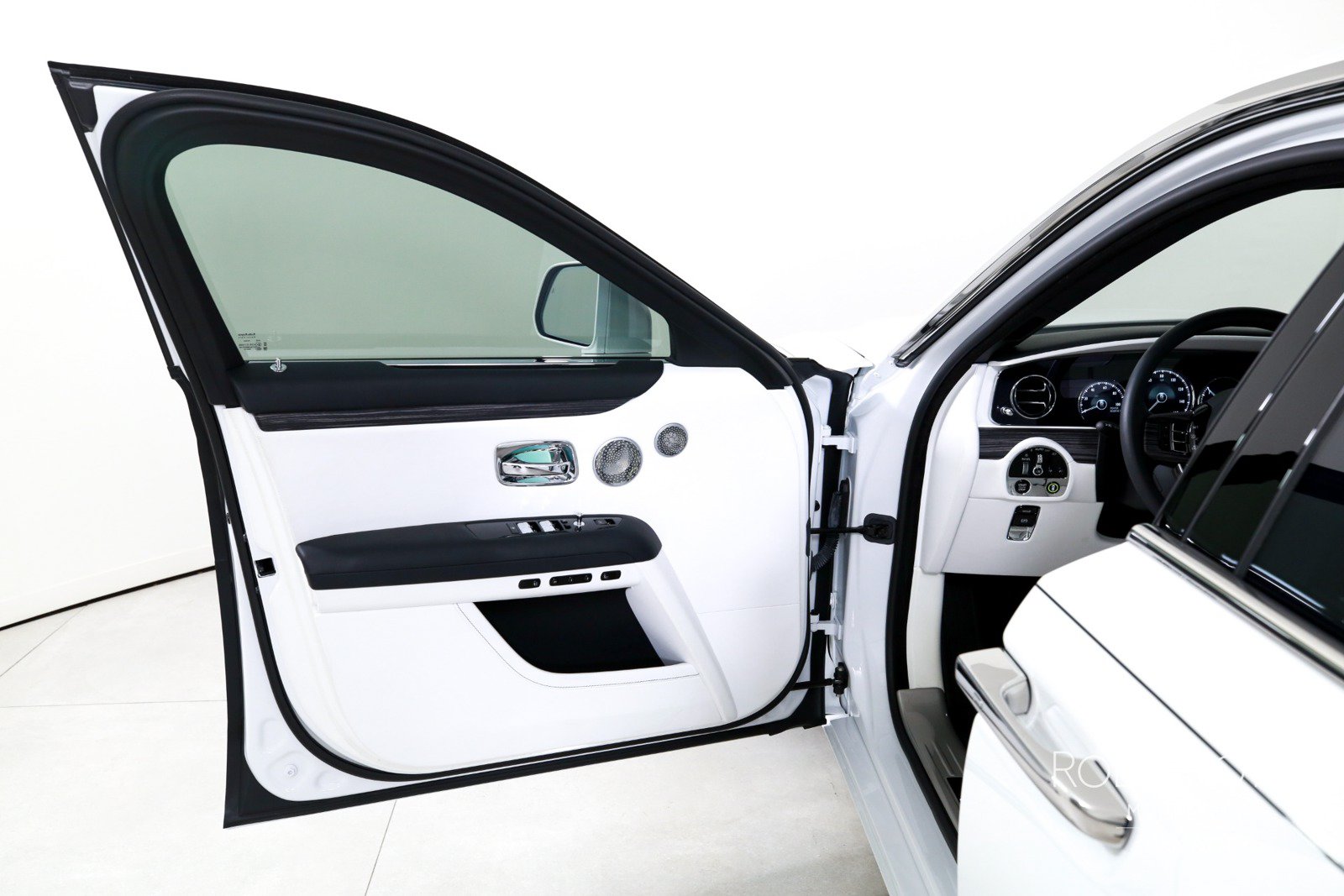 Certified 2021 Rolls-Royce Ghost AWD/4WD image 11