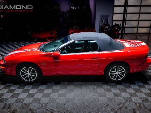 Used 2002 Chevrolet Camaro Z28 w/ SS Performance/Appearance Pkg image 31