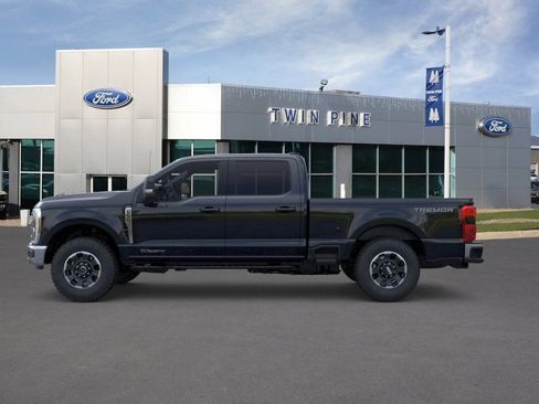 New 2026 Ford F250 Lariat w/ Tremor Off-Road Package AWD/4WD image 3