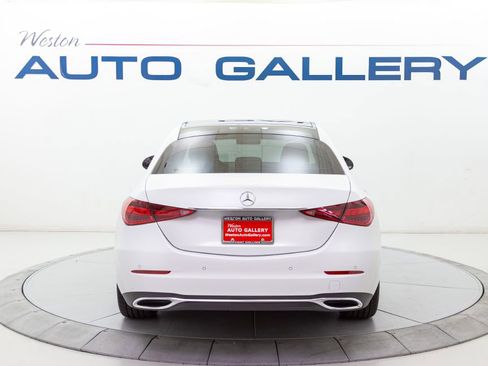 Used 2024 Mercedes-Benz C 300 4MATIC Sedan image 4