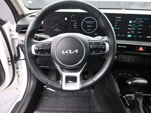 New 2025 Kia K5 EX image 33