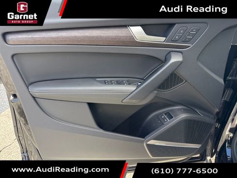 Certified 2025 Audi Q5 e Premium Plus w/ Premium Plus Package image 13