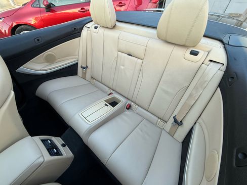 Used 2017 BMW 430i Convertible image 4