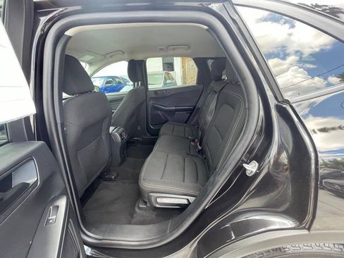 Used 2025 Ford Escape Active FWD image 17