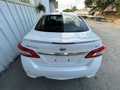 Used 2015 Nissan Sentra SR w/ Navigation Package FWD image 7