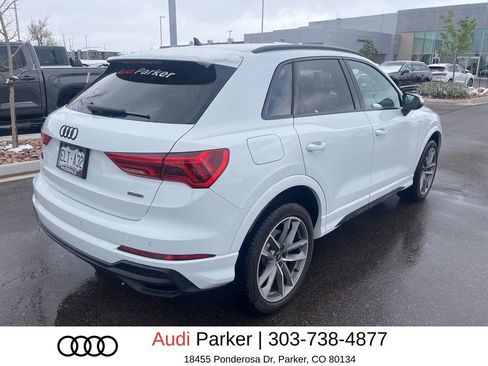 Used 2025 Audi Q3 2.0T Premium w/ Black Optic Sport Package image 3